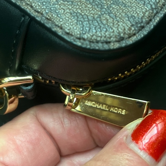 NWT Michael Kors Lg. Jet Set Crossbody/Soulder Bag. Calf Hair/Animal Print Front - Picture 8 of 16